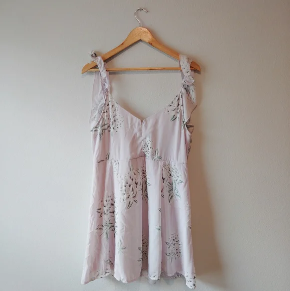 Show Me Your MuMu Lavender Floral Dress - Picture 2 of 6